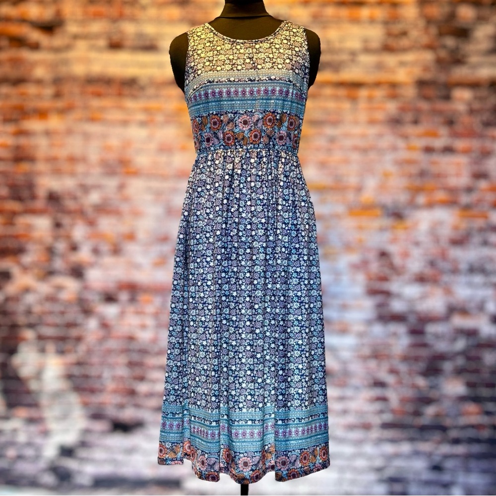 Floral Sleeveless Maxi Dress